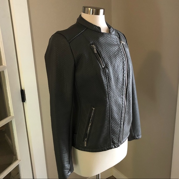 NEW WITH TAGS! Calvin Klein Women’s Moto Asymmetrical ZIP Jacket (Small) - Picture 4 of 11